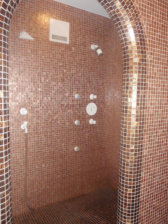 Hotel Silvesterhof Dobbiaco Eksteriør bilde