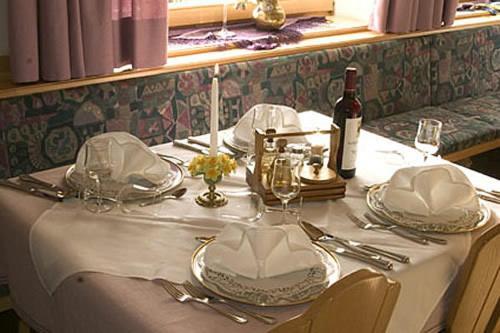 Hotel Silvesterhof Dobbiaco Eksteriør bilde